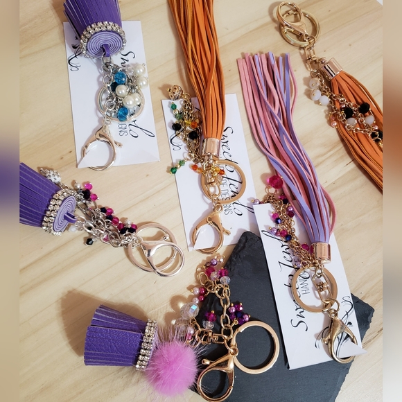 Fashion Tassel Keychains Purse Jewelry Handmade Bulk Price 6 Pieces - Picture 8 of 11